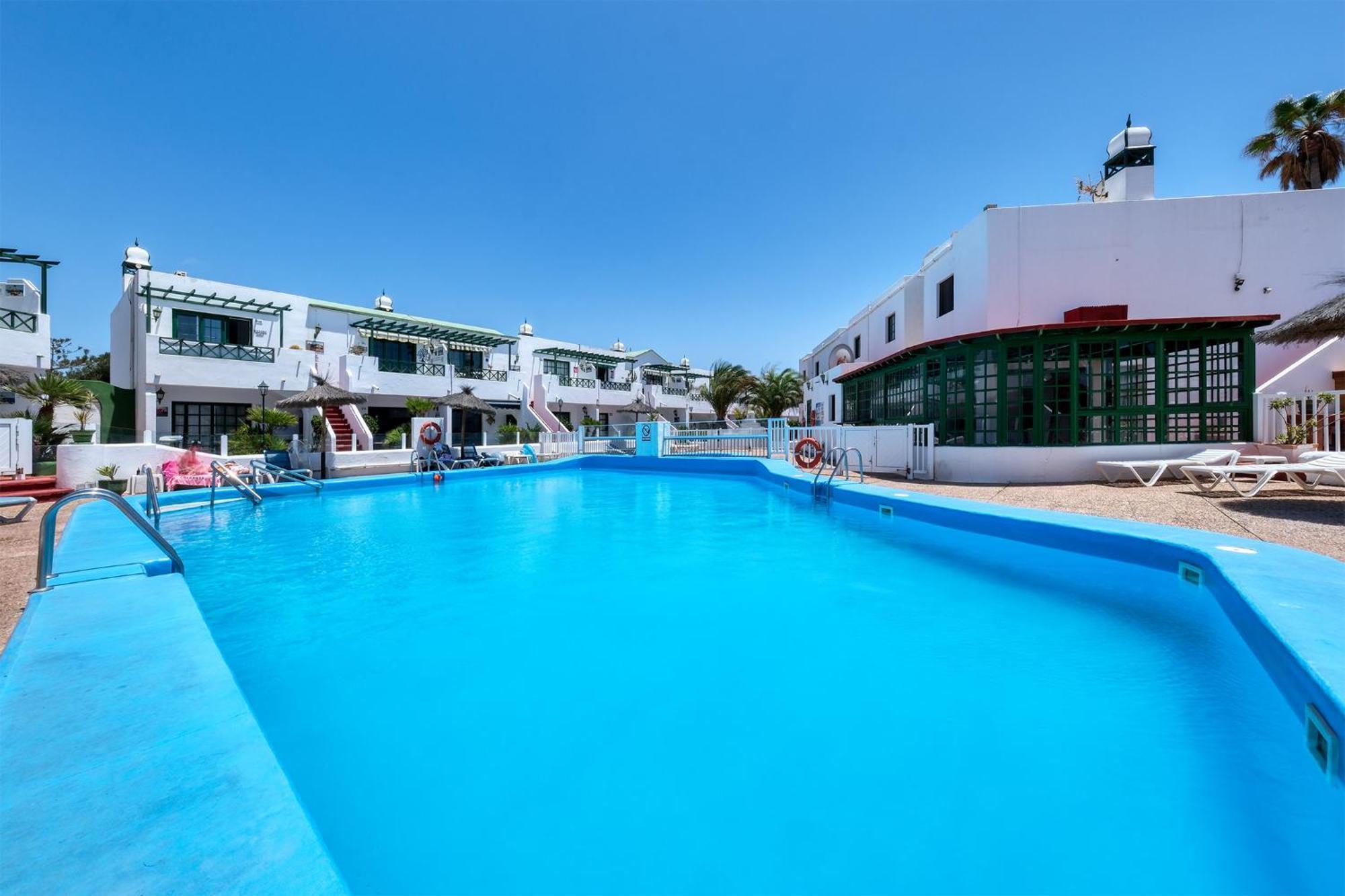 La Vela Azul -pool & Tennis - Free Ac &good Wifi- Smart Tv Tatil Evi